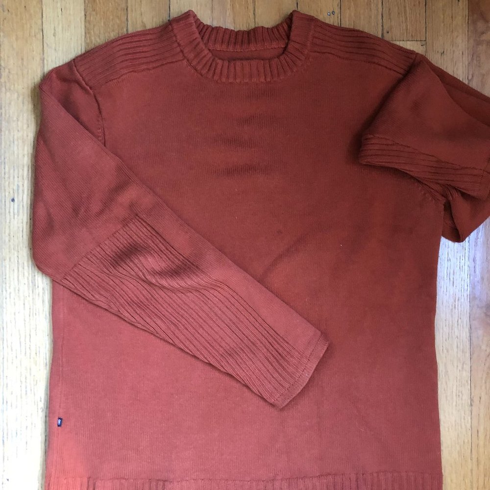 Victorinox men's sweater